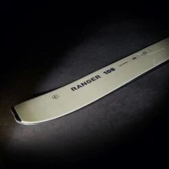 FISCHER RANGER 108 23 11 FISCHER RANGER 108 23 -Ski Plezier 9 104819 ranger 108 a17022v 04