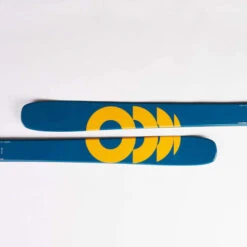 MOVEMENT FLY 95 23 9 MOVEMENT FLY 95 23 -Ski Plezier 9 120883 mov a 22011 03